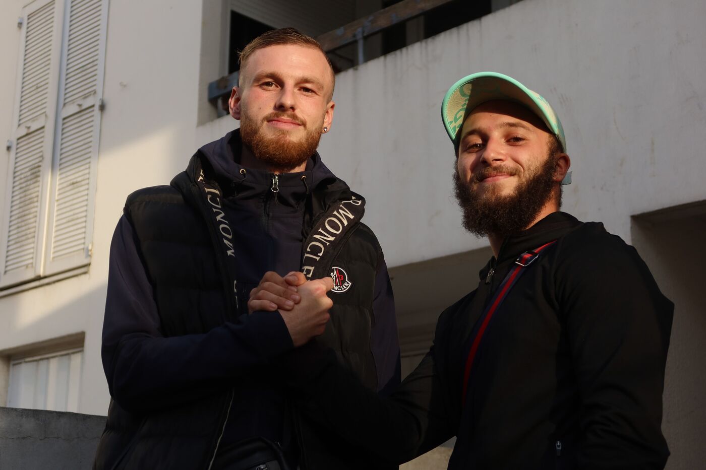 Beauvais (Oise), lundi 8 septembre. Loïc Genouel et Marwen Guesmi, les deux amis qui ont sauvé une habitante d'un appartement en flamme. LP/Florent Heib